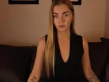 Chaturbate carriebradshawww is Freechat carriebradshawww — #bigpussylips    #smoke #hairypussy   #cute #anal