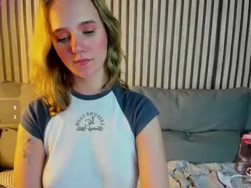 Freechat casey_sweeet on Chaturbate