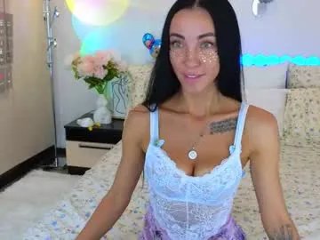 Freechat dragoncutey on Chaturbate