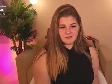 ellaya_ on Chaturbate 