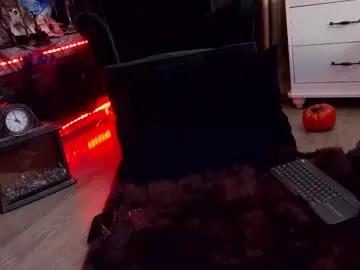 Chaturbate feetvibe is Freechat feetvibe — The foot fetish room  #footfetish #skinny #sandals #smoke #pedicure #highheels