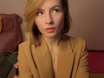 gwenkevwitch — my name is Jannie and im very new here!! ^^  goal : devil horns   <3 #shy #blonde #feet #young #new [153 tokens remaining]