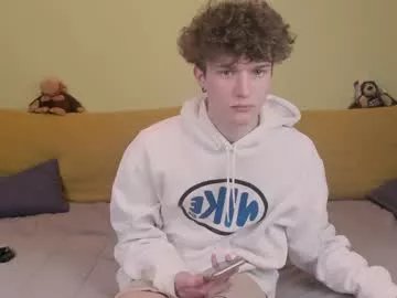 Freechat ian_flor on Chaturbate