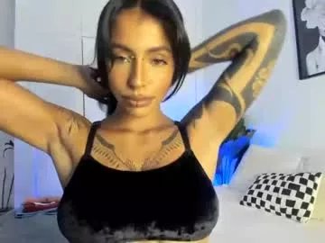 Freechat kaligray10 on Chaturbate