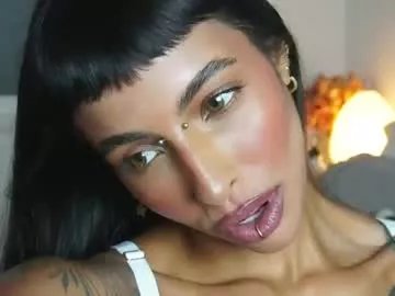 Freechat kaligray10 on Chaturbate