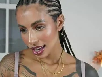 Freechat kaligray10 on Chaturbate