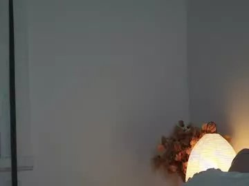 Freechat kaligray10 on Chaturbate