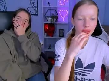 khloebeauty — GOAL: flash ass [222 tokens remaining] Welcome to my room! meow #smalltits #redhead #lovense #lesbian #young #couple