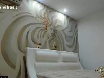 Freechat krisi_kiss on Chaturbate