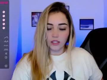 Freechat lucia_star_ on Chaturbate