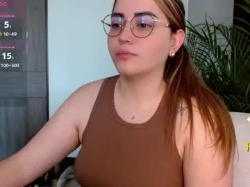 Freechat lucia_star_ on Chaturbate