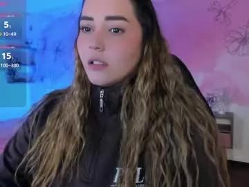 Freechat lucia_star_ on Chaturbate