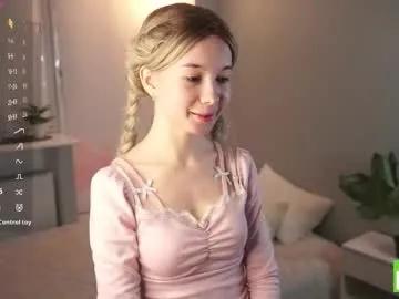 lynngroves on Chaturbate 
