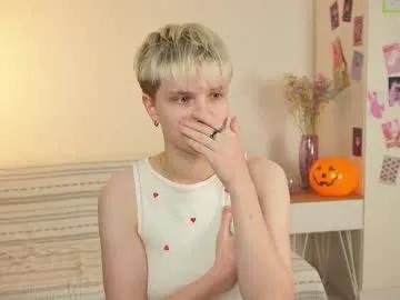 mimipuff — Goal: take off my shorts !HALLOWEEN - BIRTHDAY PARTY! #new #shy #18 #teen #bigboobs [119 tokens remaining]