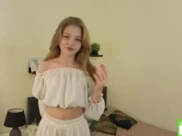 patricia_perry — GOAL: ey contact + teasing mouth [19 tokens remaining] Welcome to my room! I`m Vicki, newbee here, but let`s make some fun! ^^ #new #18 #shy #teen #natural