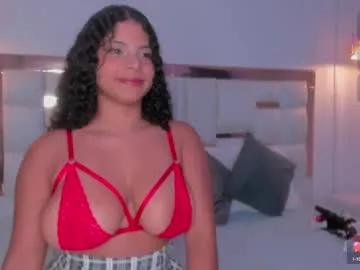 pittandlunaa69 on Chaturbate 