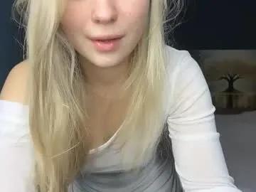 skyeveil — GOAL: Pinch my nipples without top  [255 tokens remaining] Welcome to my room! #feet #blonde #shy #18 #new