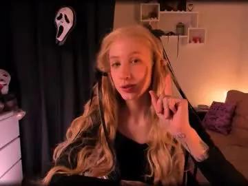 Chaturbate skyewavy is Away skyewavy — Goal: Sloppy & wet on the boobies #roleplay #saliva #sph #bbc  - Next Goal: More mess w my mouth