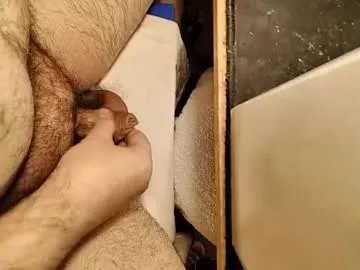 small_1986 on Chaturbate