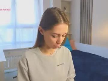 sunnblissett — Goal: gentle touch my lips and neck <3 #18 #smalltits #bigass #squirt #teen [32 tokens remaining]