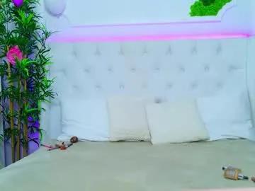 Chaturbate taahiraarabian is Freechat taahiraarabian — GOAL: Topless and Naughty Welcome Guys, Time to be Naughty #lovense #blonde #bigass #feet #bigboobs