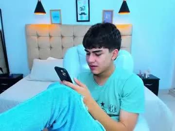 Freechat tommy18__ on Chaturbate