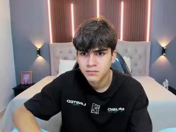 Freechat tommy18__ on Chaturbate