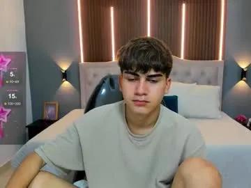 Freechat tommy18__ on Chaturbate