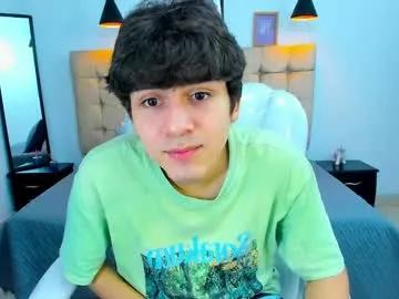 Freechat tommy18__ on Chaturbate