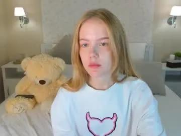 vicki_todd — GOAL: Flash panties from behind [0 tokens remaining] Welcome to my room! Feel at home^^ #new #feet #nonude #18 #natural