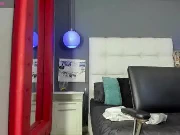 yiyo10_ on Chaturbate 