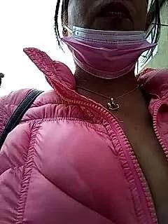 Freechat __valentina18 on StripChat