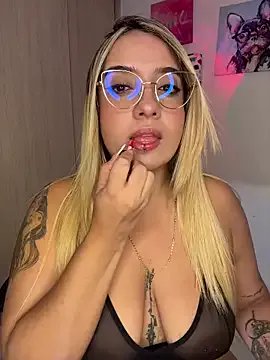 _Ninasanz — RUB CLIT CLOSE UP VERY WET 