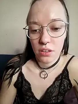 Aelita_bb — Show tits