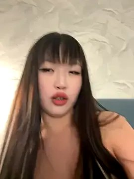Freechat Aiko_Yumi on StripChat