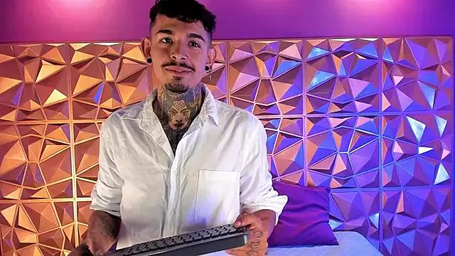 StripChat AleKiing is Freechat AleKiing — Remove shirt and pants