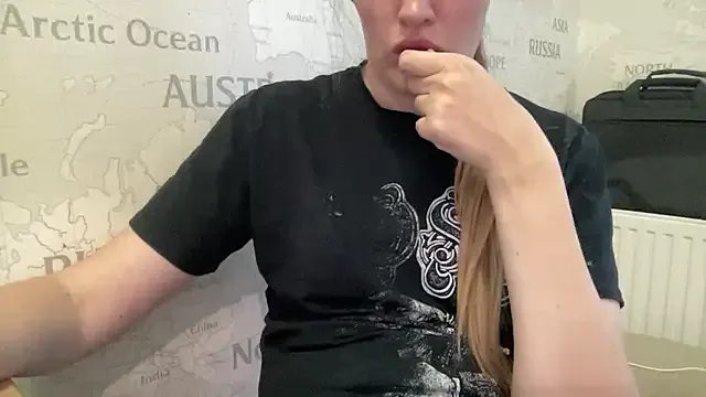 alisa_kitcat on StripChat