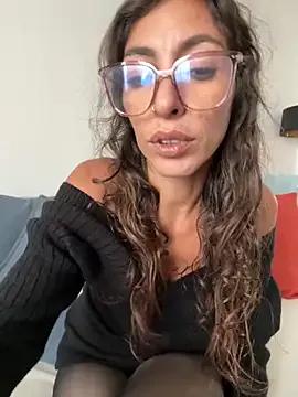 Amani_thewolf — Baise ma chatte avec 21 cm  FUCK PUSSY