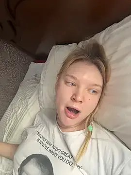 AmmyHot — Show ass