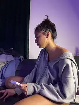 Freechat AshleyLoveee on StripChat