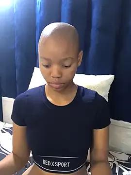 StripChat BondiBitch is Private BondiBitch — show daddy all your holes