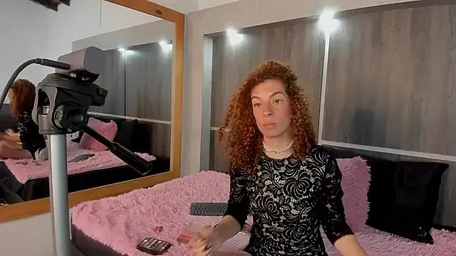 Brynaa — use your dildo in your pussy