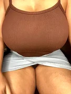 CARAMELGODDESSX23 — Make me SQuirt