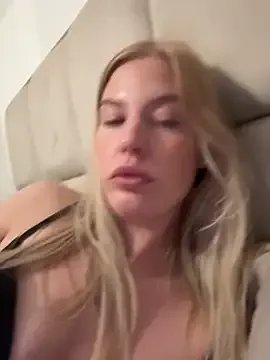 Freechat Chloemillerrxx on StripChat