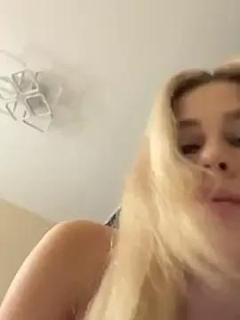 Freechat ChrisOnlyOne on StripChat