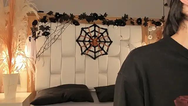 StripChat Daphne_And_Roger is Freechat Daphne_And_Roger — I like your costume