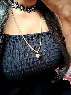 Elakkiya32 — Freechat on StripChat