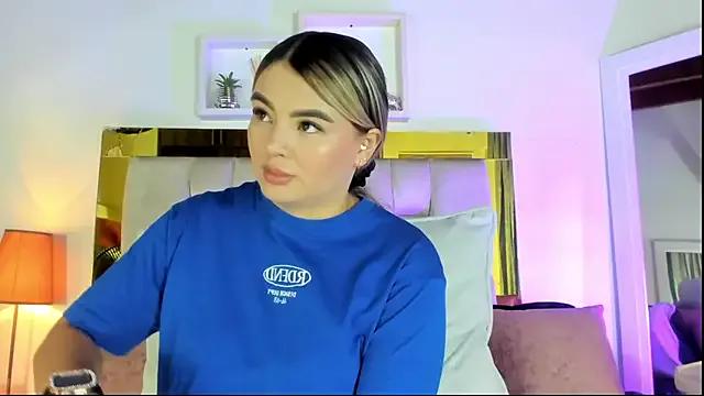 emmy_r — Ride torso Anal + squats + spanks  :