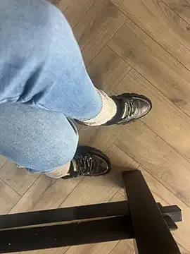 FeetVibe — Football time on the rooftop