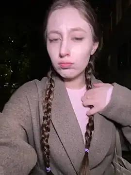 FroggyAnna — slide hand in panties and rub pussy
